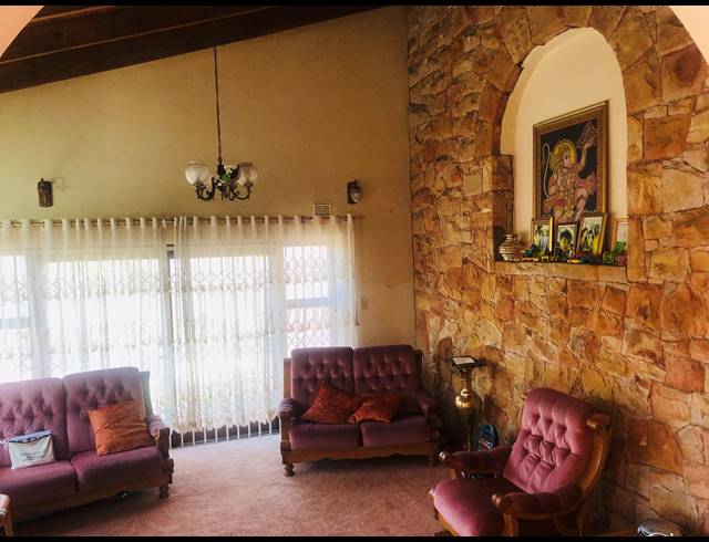 4 BEDROOM FREESTANDING FOR SALE IN MARBURG